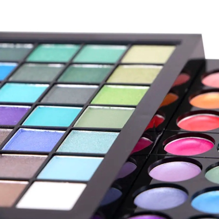 MEIKKIPALETTI ALL-IN-ONE